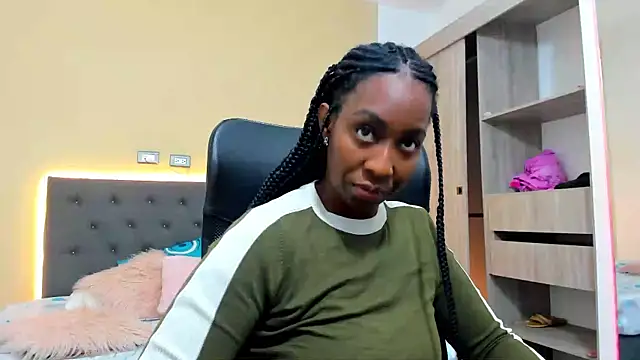 Snapshot of AndreaRossii1 chatting on September 2025 11:44:02 AM AndreaRossii1 online show from September 2025 11:44:02 AM