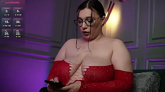 KendalDubai online show from September 2025 08:01:01 PM