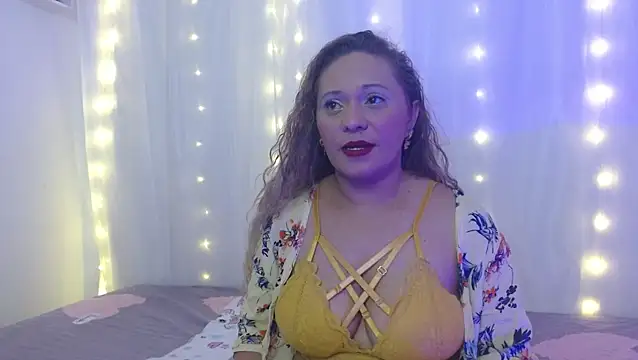 NoraParkeer online show from September 2025 07:27:02 PM