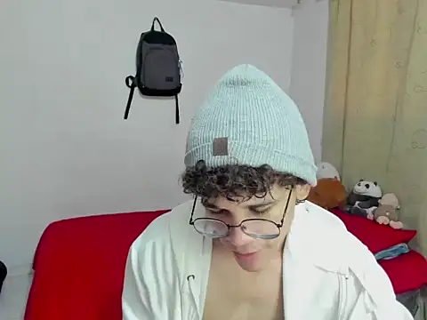 Tom Blues online show from October 2025 12:55:02 PM