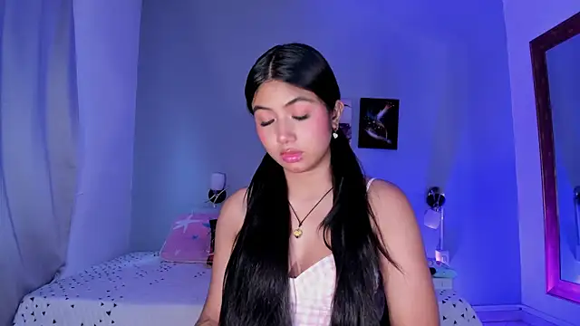 KimTayloor1 online show from December 2025 07:32:01 PM