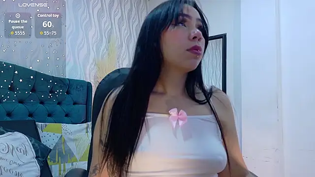 Gina Lux05 online show from September 2025 09:25:02 PM