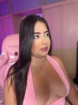 Emiily Moore1 online show from June 2026 12:55:01 AM
