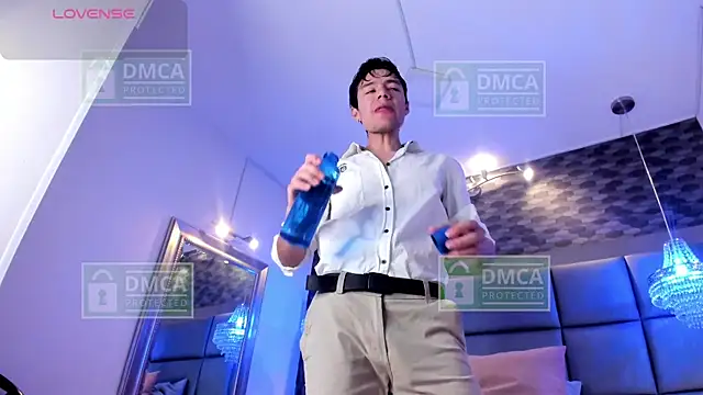 Snapshot of Briam_Hornet_ chatting on October 2025 08:59:01 PM Briam Hornet online show from October 2025 08:59:01 PM