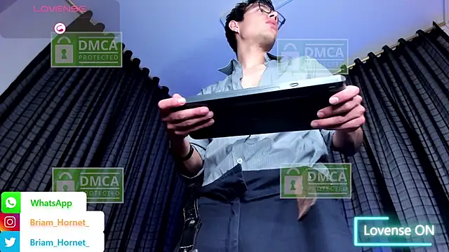 Snapshot of Briam_Hornet_ chatting on October 2025 09:11:01 PM Briam Hornet online show from October 2025 09:11:01 PM