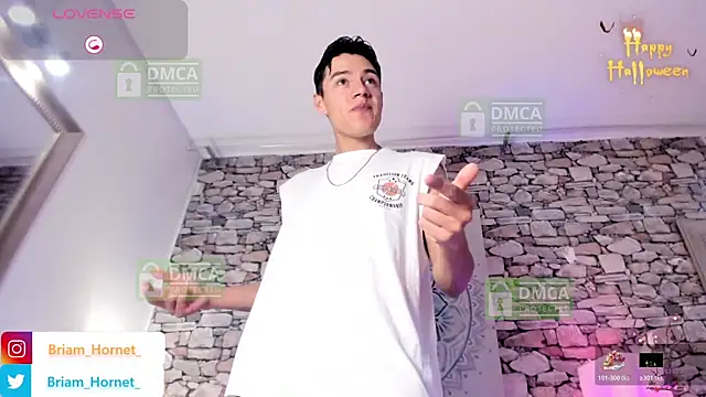 Snapshot of Briam_Hornet_ chatting on October 2025 09:14:02 PM Briam Hornet online show from October 2025 09:14:02 PM