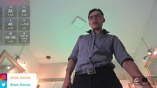 Snapshot of Briam_Hornet_ chatting on November 2025 09:14:01 PM Briam Hornet online show from November 2025 09:14:01 PM