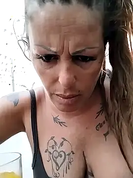 canariamorbosa online show from September 2025 06:33:01 PM