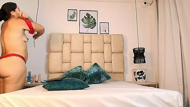 elizawiliamst online show from September 2025 01:22:02 PM