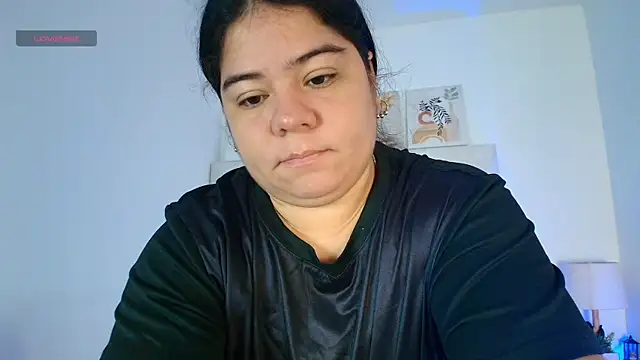 elizawiliamst online show from July 2026 01:29:02 PM