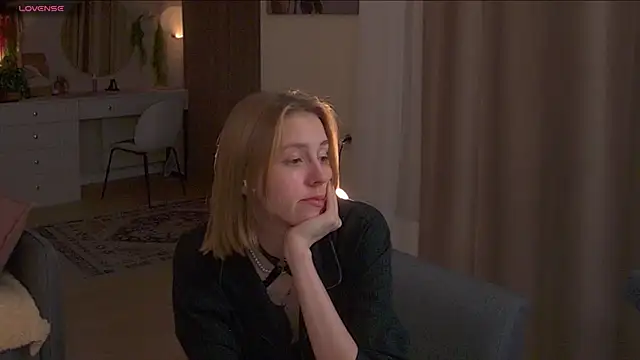 sofiapurex online show from November 2025 09:14:02 PM