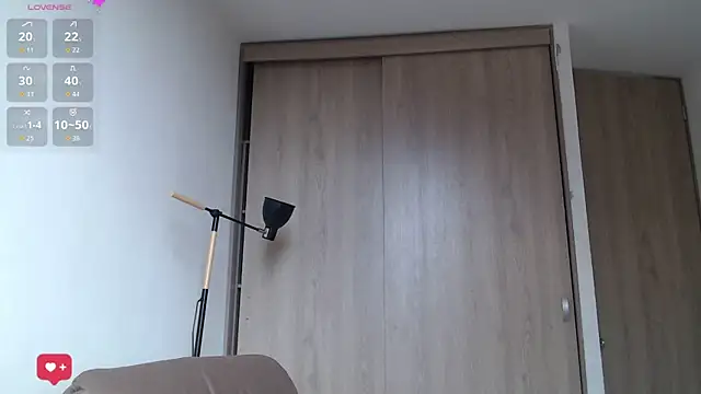 Snapshot of WendySuns_ chatting on October 2025 12:16:02 PM WendySuns online show from October 2025 12:16:02 PM