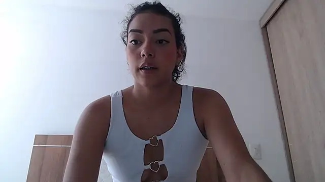 Snapshot of WendySuns_ chatting on October 2025 03:57:02 PM WendySuns online show from October 2025 03:57:02 PM