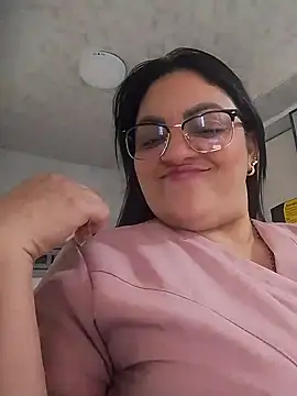 tiffany Johnson1 online show from September 2025 05:37:01 PM