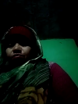 Manavi x online show from November 2025 10:26:02 PM