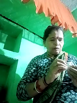 Manavi x online show from November 2025 02:40:02 PM