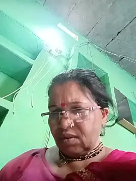 Snapshot of Manavi_x chatting on June 2026 12:40:02 PM Manavi x online show from June 2026 12:40:02 PM