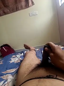 bobby3374 online show from October 2025 06:01:02 AM