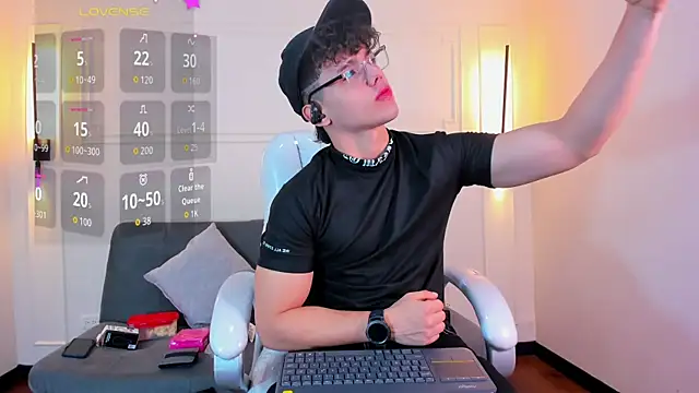 Snapshot of Jhoumod_21 chatting on September 2025 10:38:02 AM Jhoumod 21 online show from September 2025 10:38:02 AM