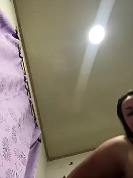 Snapshot of camila-titis chatting on May 2026 01:44:01 AM camila-titis online show from May 2026 01:44:01 AM