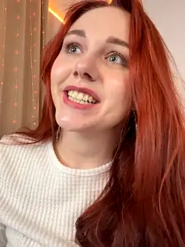 PollyVinice online show from September 2025 11:32:02 AM