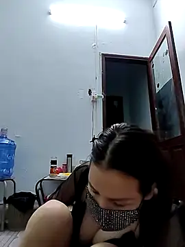 simsim-00 online show from November 2025 01:24:02 PM