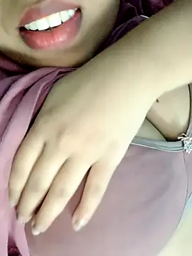 SpicyLaila007 online show from October 2025 10:45:01 AM