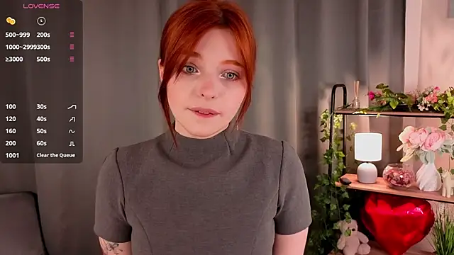 AnnieKim  online show from April 2026 04:01:02 PM