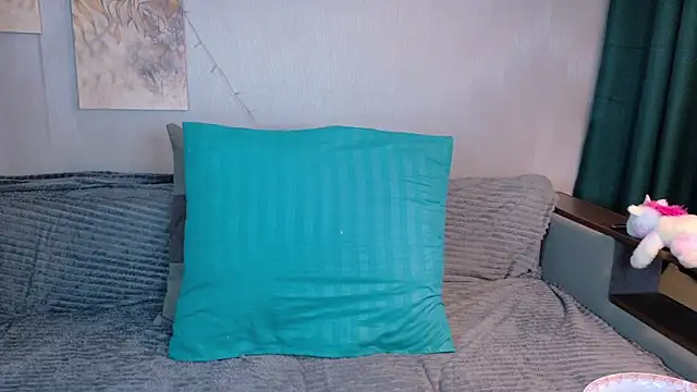 KikiMoor online show from September 2025 03:07:02 AM