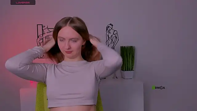 mila glow1 online show from October 2025 07:31:01 PM