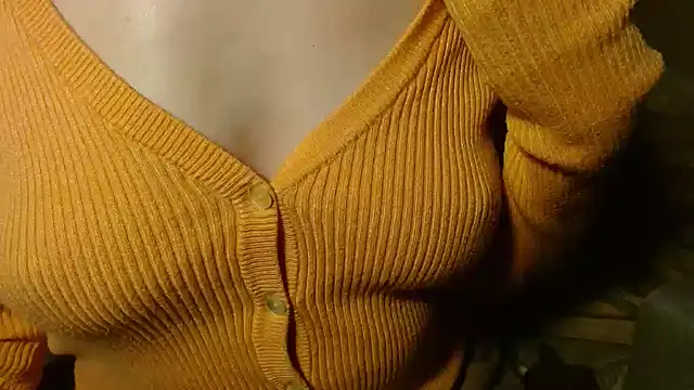 LorraineOSun online show from April 2026 07:22:02 PM