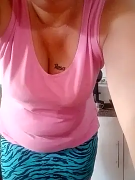 Adrianaluzdavida online show from September 2025 10:50:01 AM