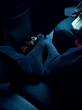 Horny mummy online show from November 2025 07:19:01 AM