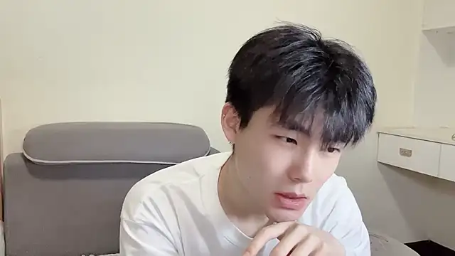 xiaoyang5200 online show from December 2025 03:10:01 PM