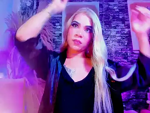 Snapshot of Cherry_Adams1 chatting on September 2025 02:00:02 AM Cherry Adams1 online show from September 2025 02:00:02 AM