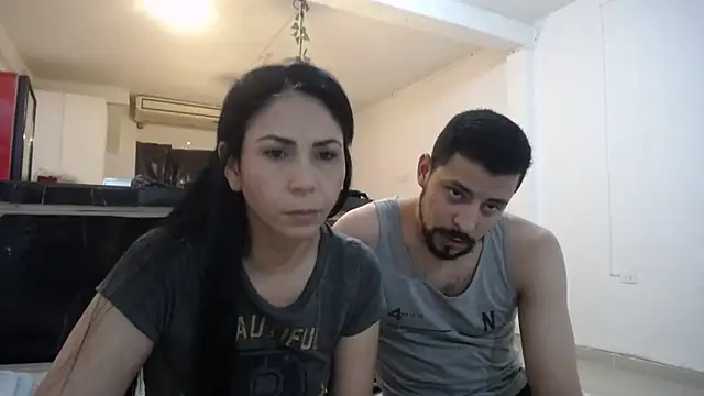 yohacriss online show from September 2025 05:43:02 AM