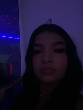 Snapshot of lola_bn chatting on November 2025 12:55:01 AM lola bn online show from November 2025 12:55:01 AM