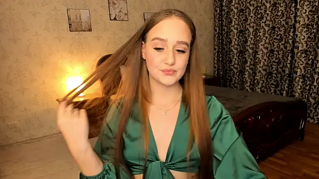 Snapshot of SabrinaCandi chatting on October 2025 07:33:02 PM SabrinaCandi online show from October 2025 07:33:02 PM