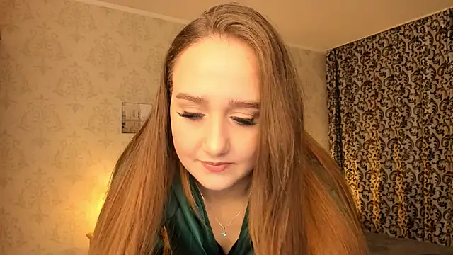 Snapshot of SabrinaCandi chatting on October 2025 07:22:01 PM SabrinaCandi online show from October 2025 07:22:01 PM