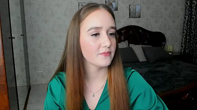 Snapshot of SabrinaCandi chatting on November 2025 07:35:01 PM SabrinaCandi online show from November 2025 07:35:01 PM