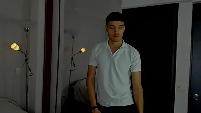 Jacksonflorez online show from September 2025 05:37:01 PM
