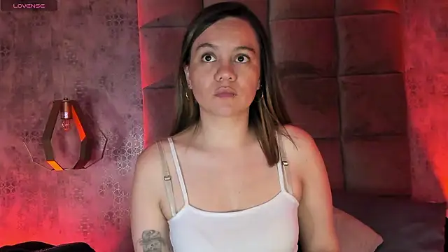 Sky Junne online show from February 2026 04:58:02 PM