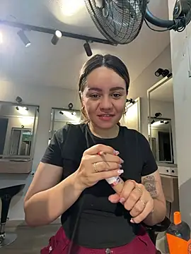 Sky Junne online show from February 2026 01:55:01 PM