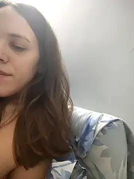 Snapshot of lauflor chatting on April 2026 07:38:02 PM lauflor online show from April 2026 07:38:02 PM