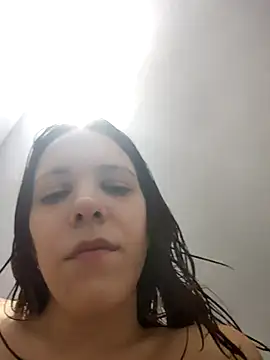 Snapshot of lauflor chatting on April 2026 10:18:02 AM lauflor online show from April 2026 10:18:02 AM