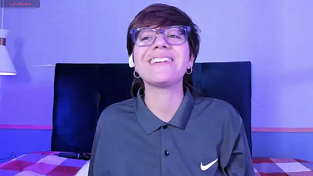 Tsuki Maru online show from March 2026 12:55:01 PM