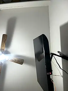 Luck  090 online show from October 2025 04:32:02 AM