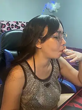 aliciaxul online show from October 2025 12:11:01 PM