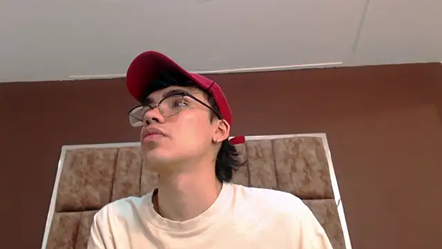 Snapshot of JoeCollins_ chatting on September 2025 09:29:02 PM JoeCollins online show from September 2025 09:29:02 PM