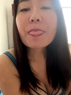 Bobo-kk online show from September 2025 01:40:02 AM